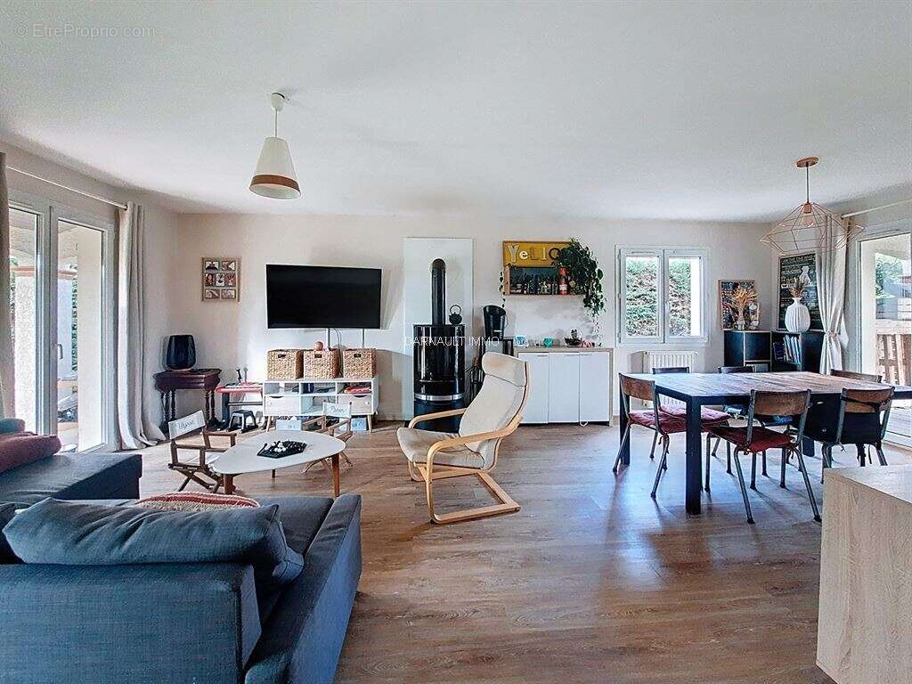Maison plain-pied au centre d'aucamville avec piscine - photo 8
