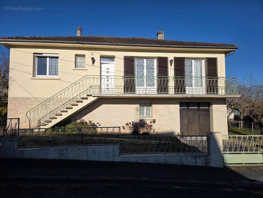 Maison à COULOUNIEIX-CHAMIERS
