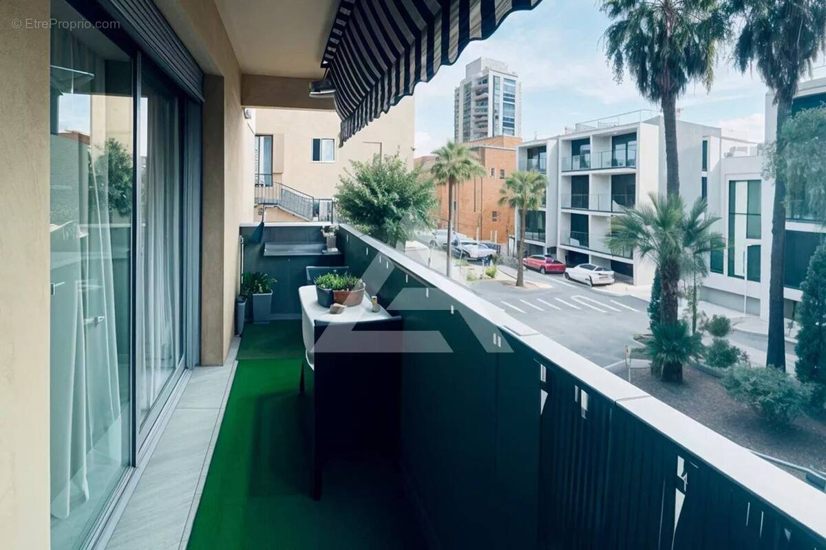 Appartement à BEAUSOLEIL