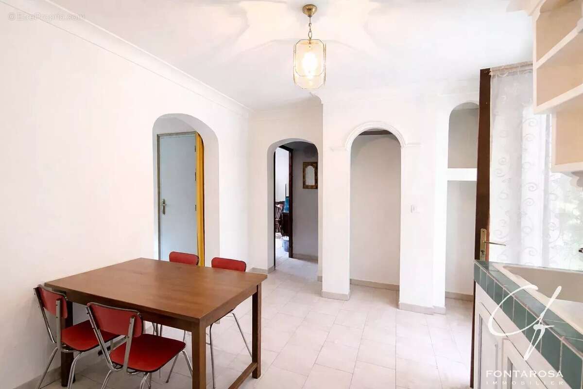 Maison à FREJUS