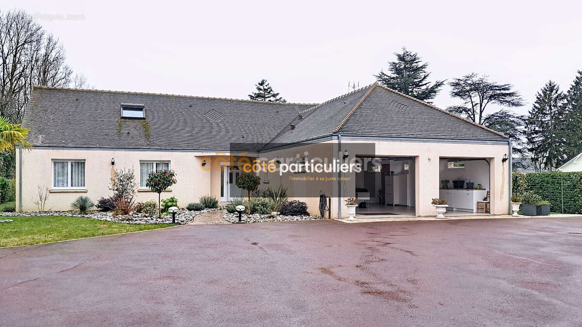 Maison à VILLEMANDEUR