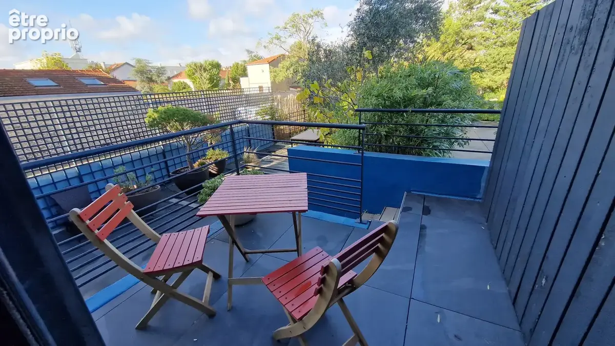 Grand Duplex de 154 m2 - Terrasses - Jardin paysagé - Parking - Box - photo 9