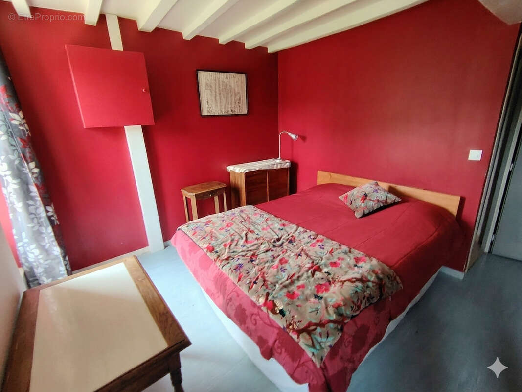 Maison à CHAUMOT