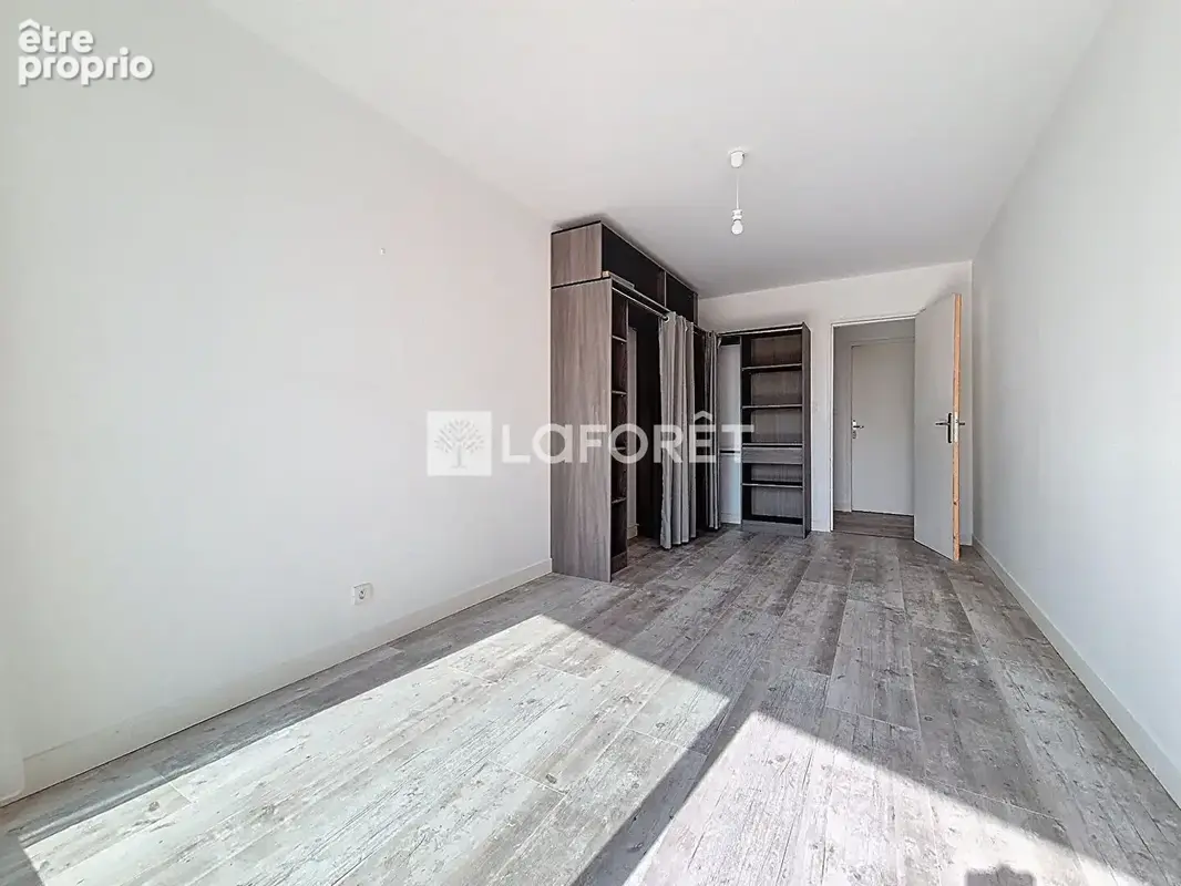Appartement T3 lumineux avec double balcon, Proche tramway - photo 7