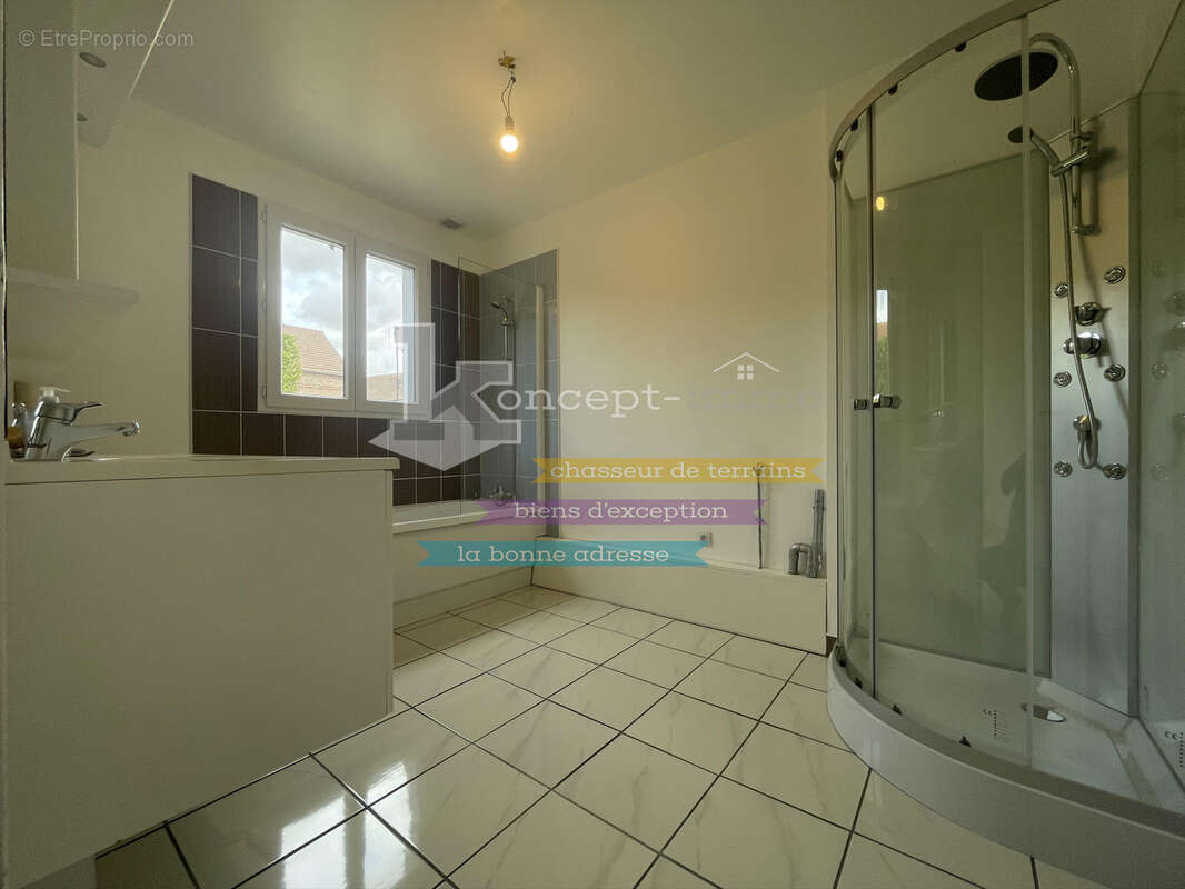 n°5 - Maison à LA RUE-SAINT-PIERRE