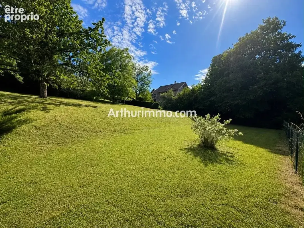 Terrain constructible de 1 200 m² aux portes de Lons-le-Saunier – Secteur Montciel - photo 3