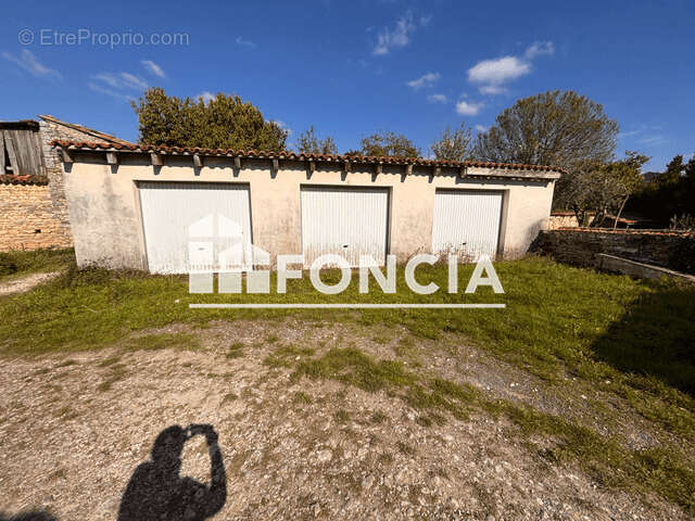 Appartement à TONNAY-BOUTONNE