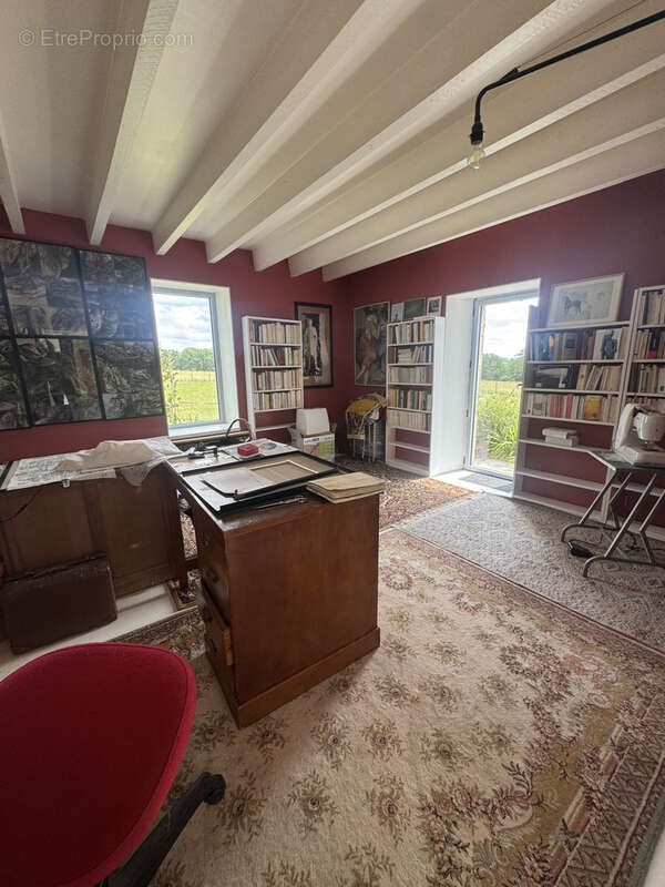 Propriété de 242m2 à Saint-Junien et 14 hectares - photo 9