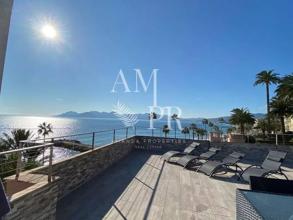 Appartement à CANNES