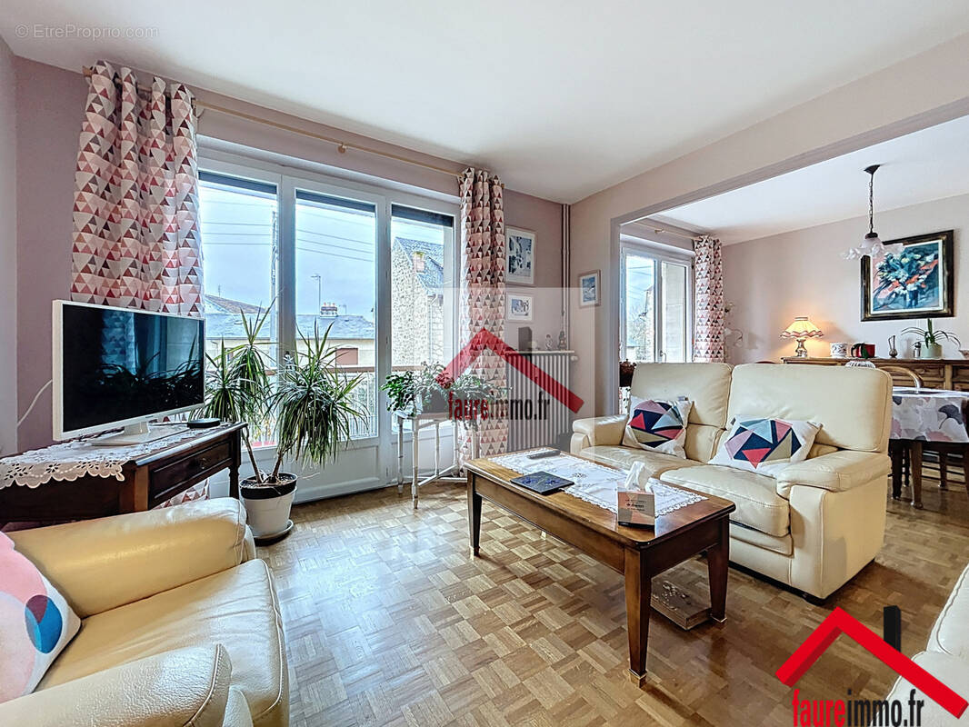 Appartement à BRIVE-LA-GAILLARDE