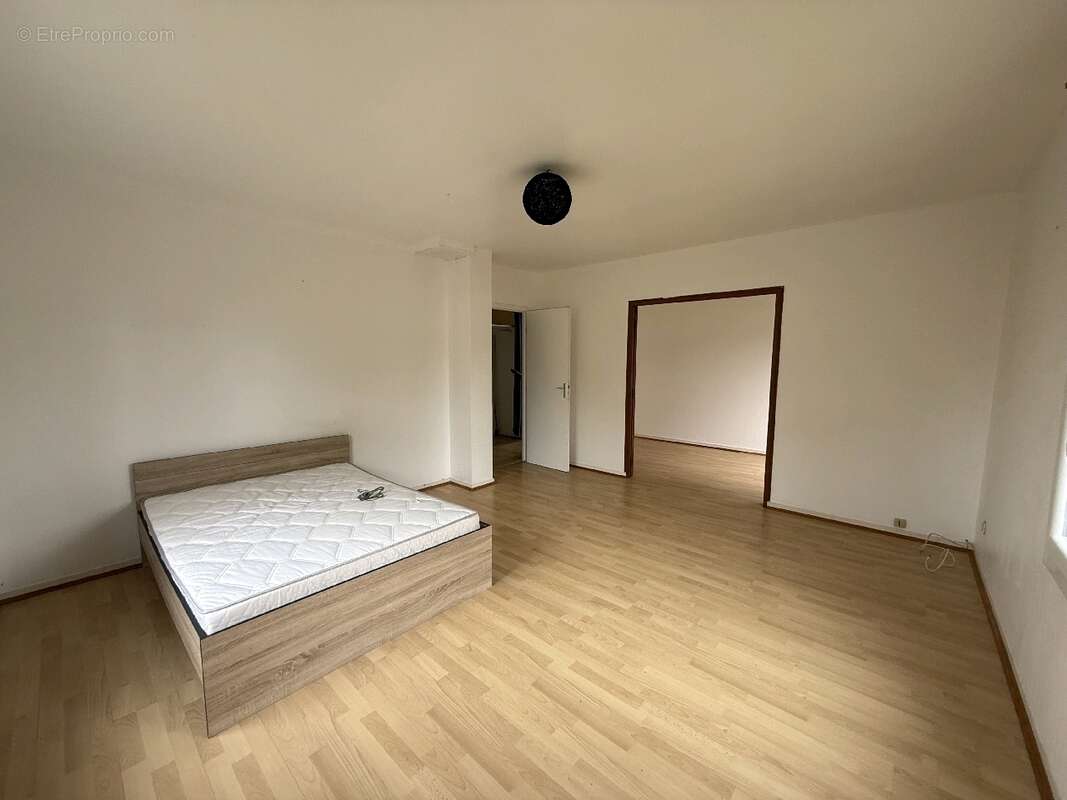 Maison à SAINT-GEORGES-DE-DIDONNE