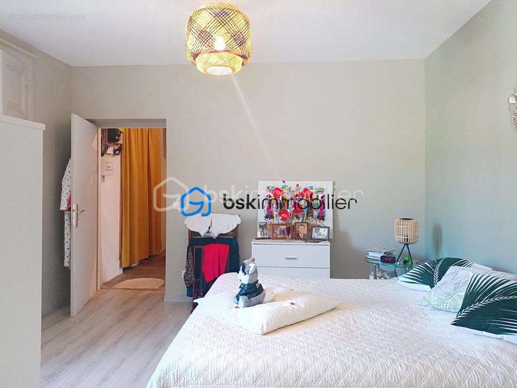 Appartement à COLOMBE