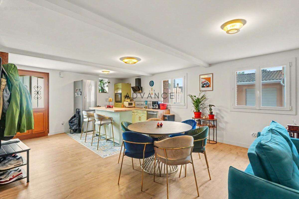 Maison T3 de 98 m² à Saint-Jory – Rénovation récente, lumineuse et proche du canal du Midi - photo 7