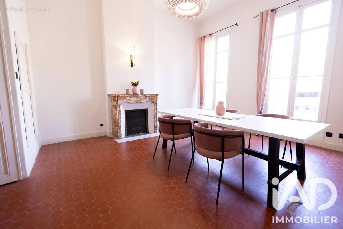 Photo 1 - Appartement à MARSEILLE-1E