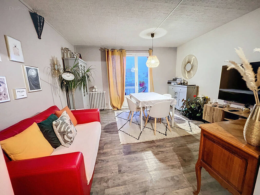 Appartement à RUEIL-MALMAISON
