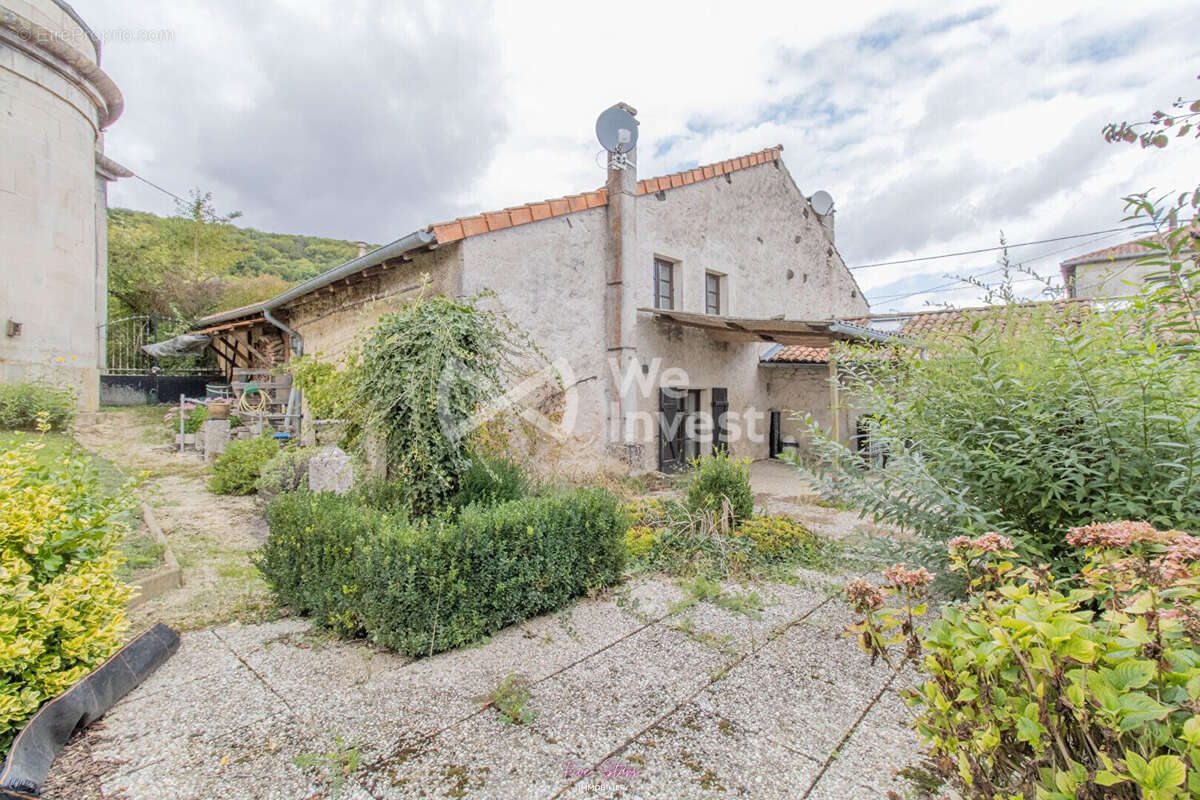 Maison 170 m² à Buxieres-Sous-Les-Cotes  - photo 2