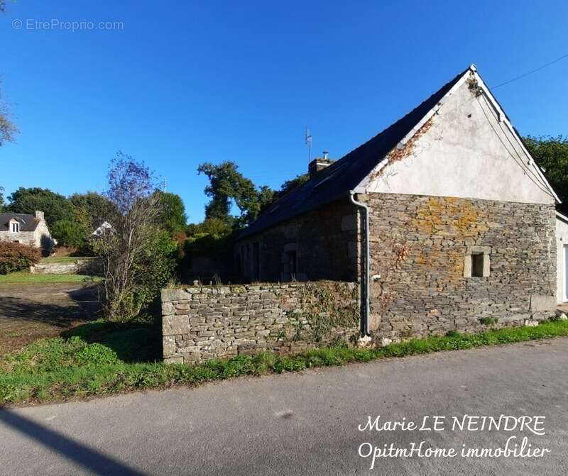 Maison à KERGRIST-MOELOU