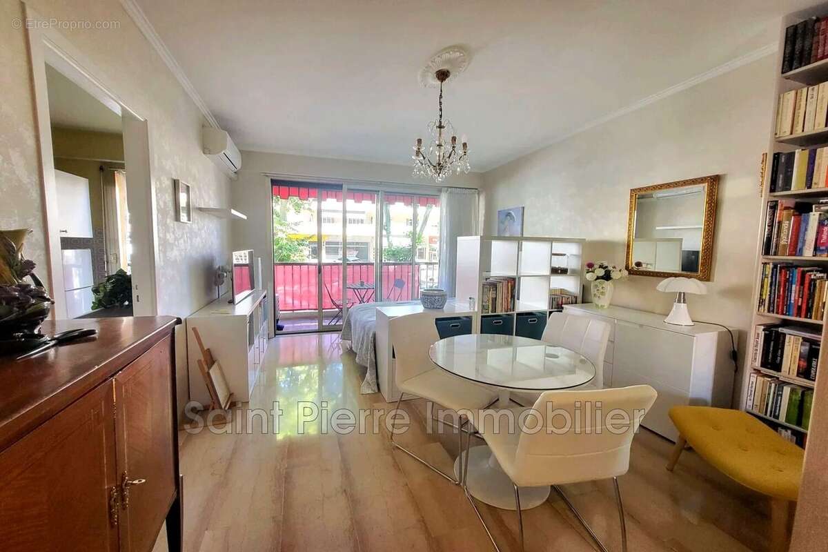 Appartement à CAGNES-SUR-MER