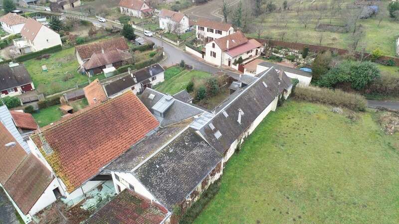 Maison à VERNEUIL-SOUS-COUCY