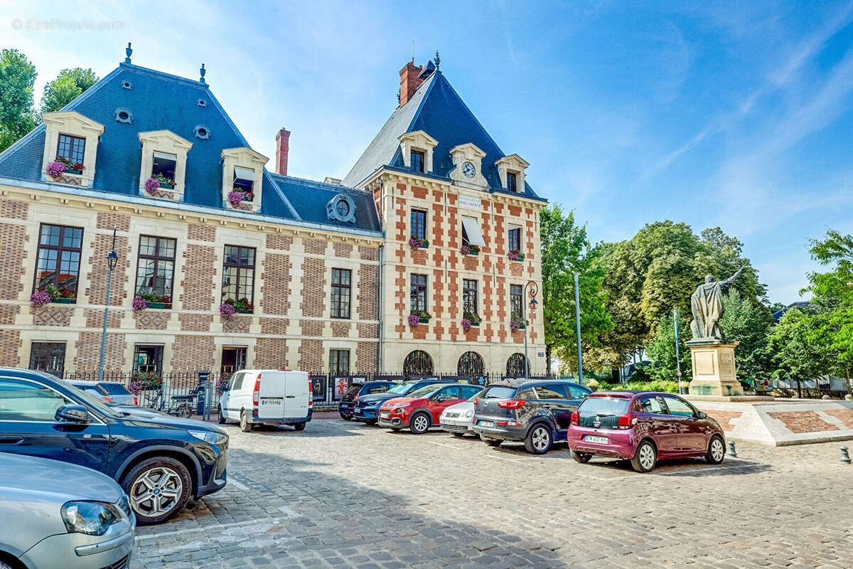 Charenton ecole-  maison avec jardin - photo 17