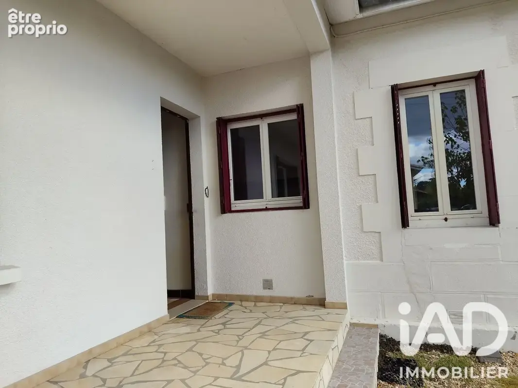 Photo 1 - Maison à COUTRAS