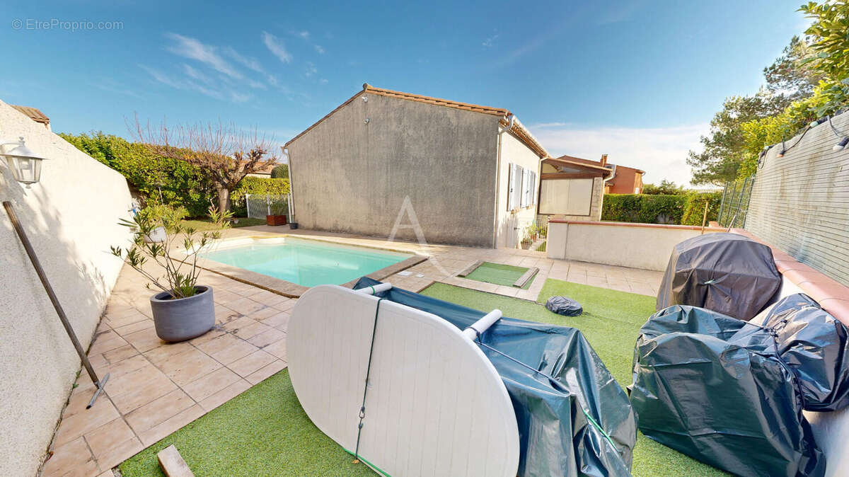 Maison à PENNAUTIER