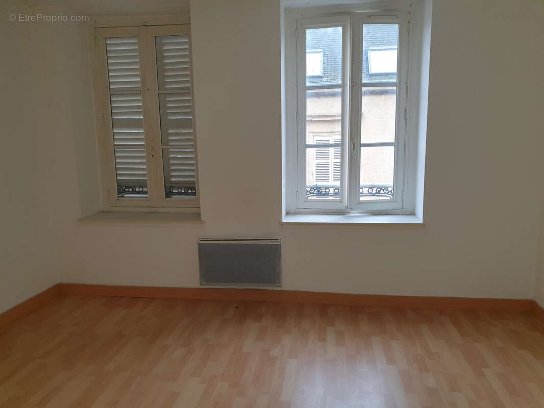 Appartement à CHARLEVILLE-MEZIERES