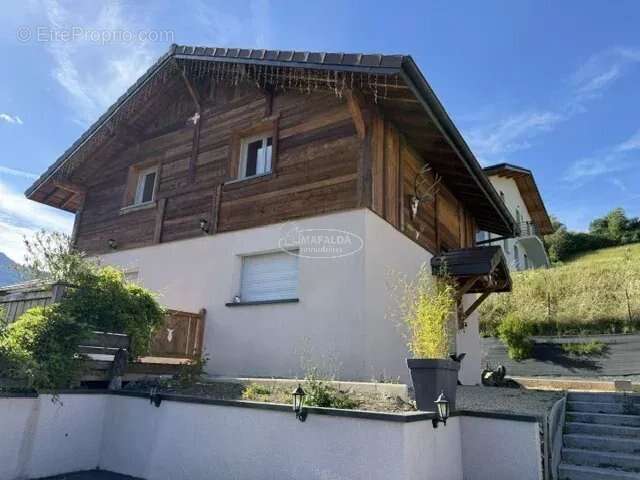 Maison à THYEZ