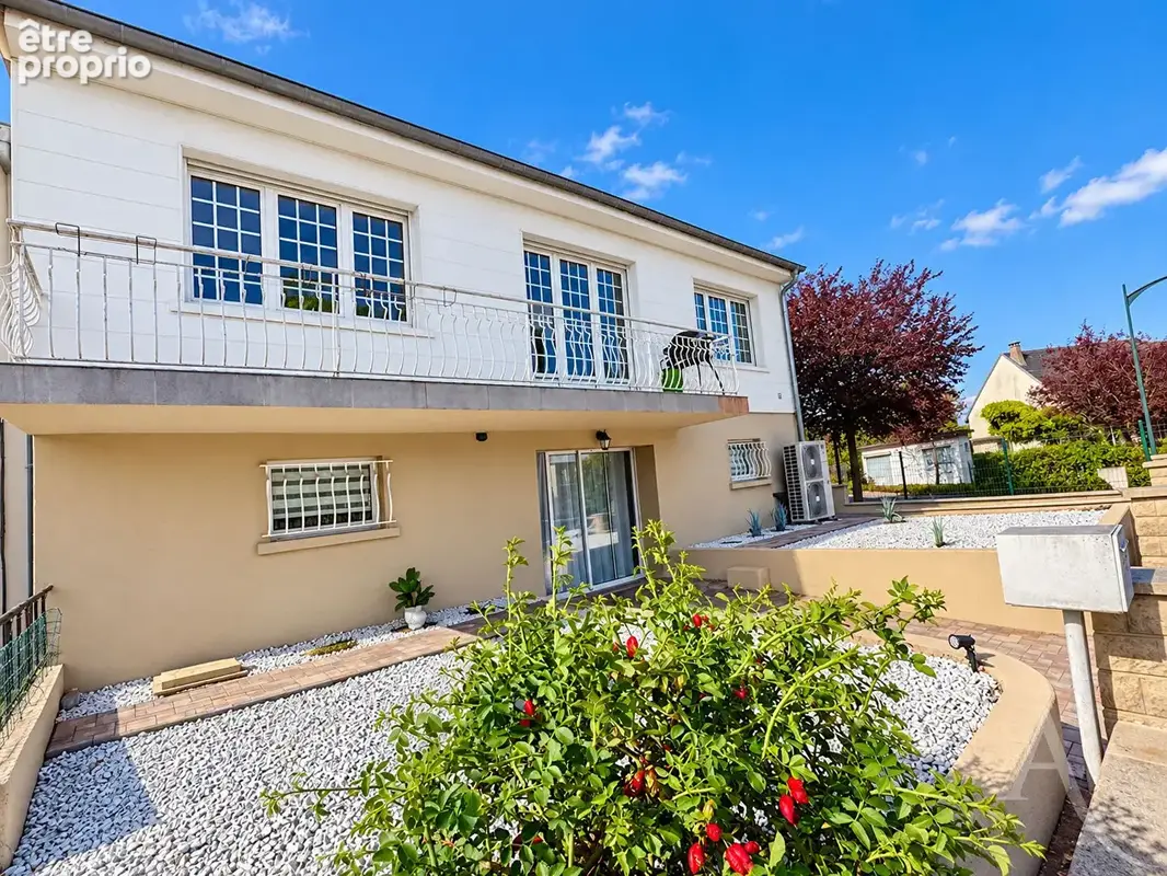 Maison familiale rénovée 8 pièces (232 m²) - Hauteurs de Manom - photo 15