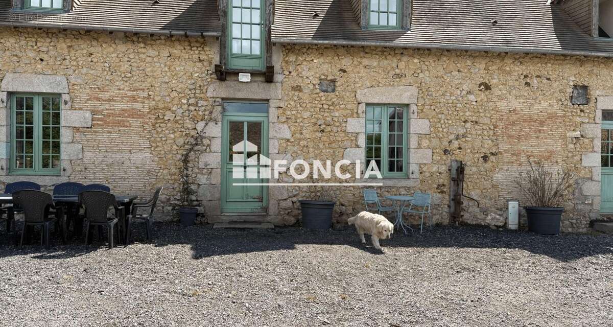 Maison à SAINT-MARCEAU