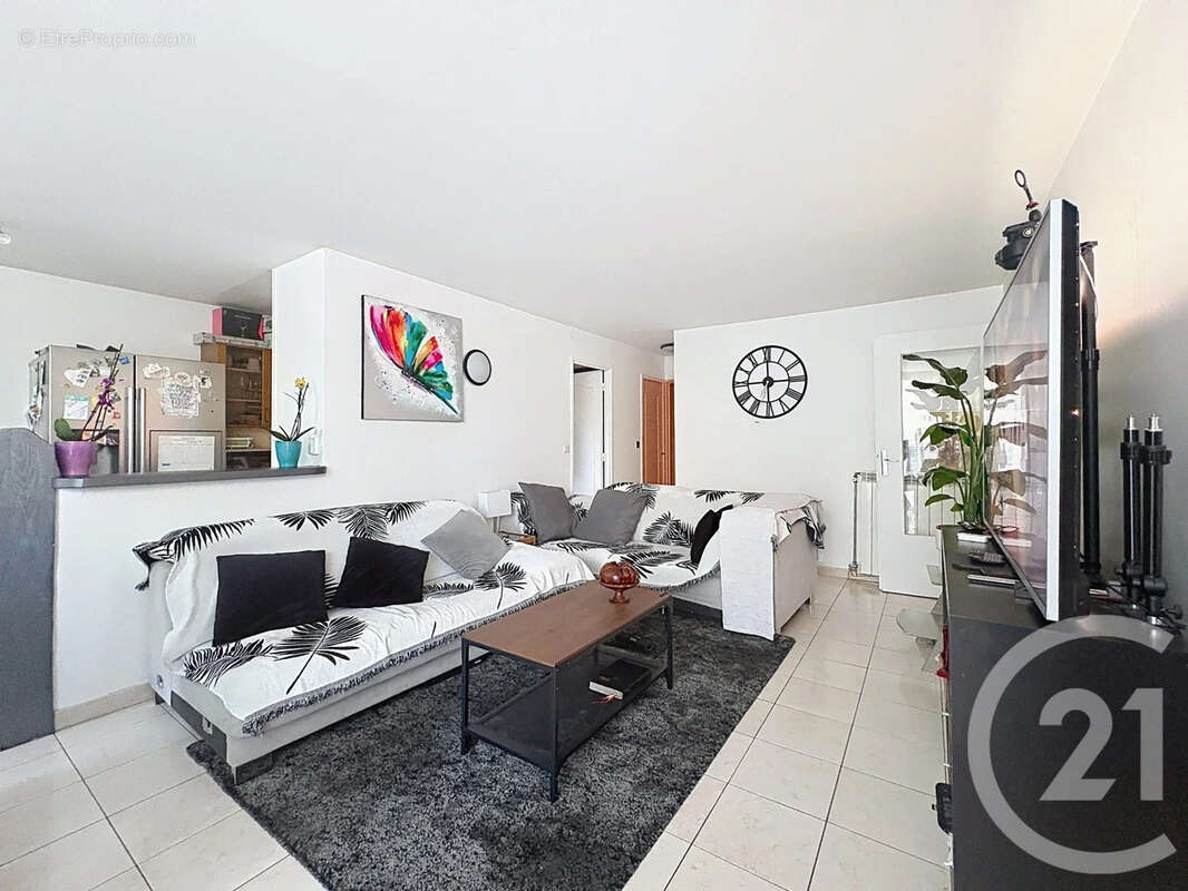 Appartement à NANDY