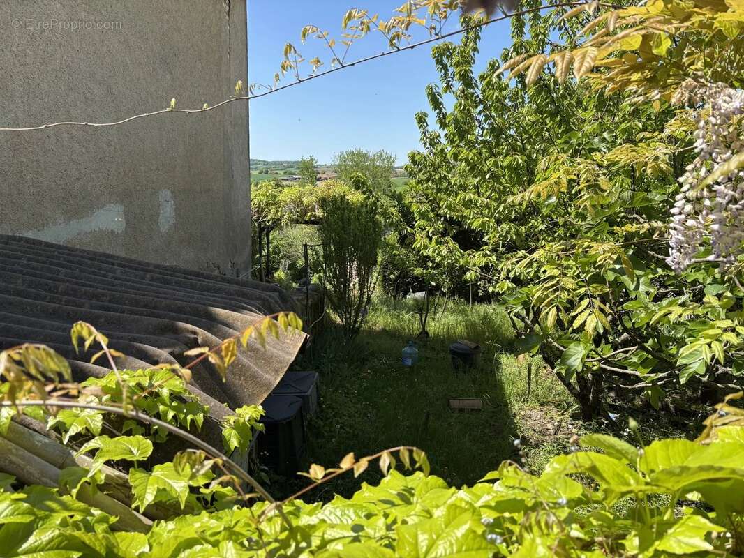 Maison à AUBETERRE-SUR-DRONNE