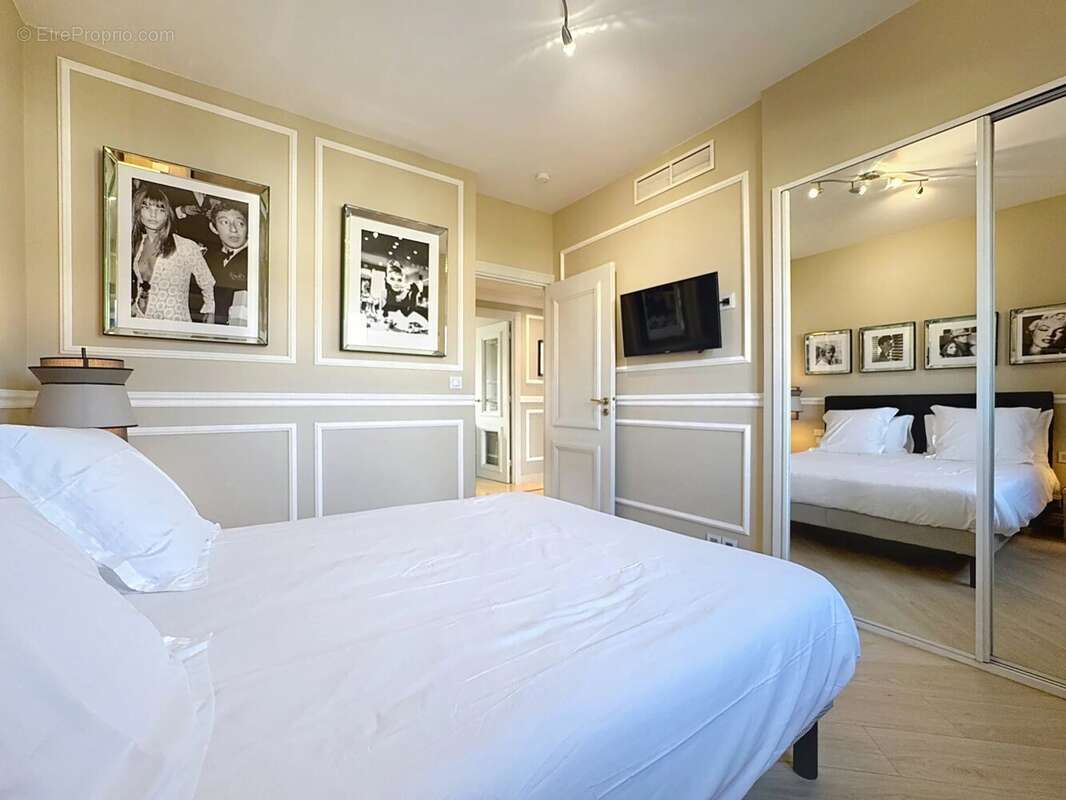 Appartement à VALLAURIS