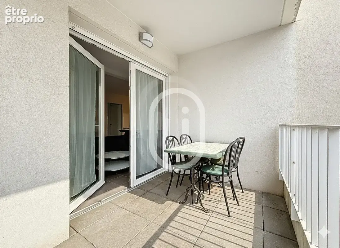 Port marianne - t2  dernier etage - photo 5