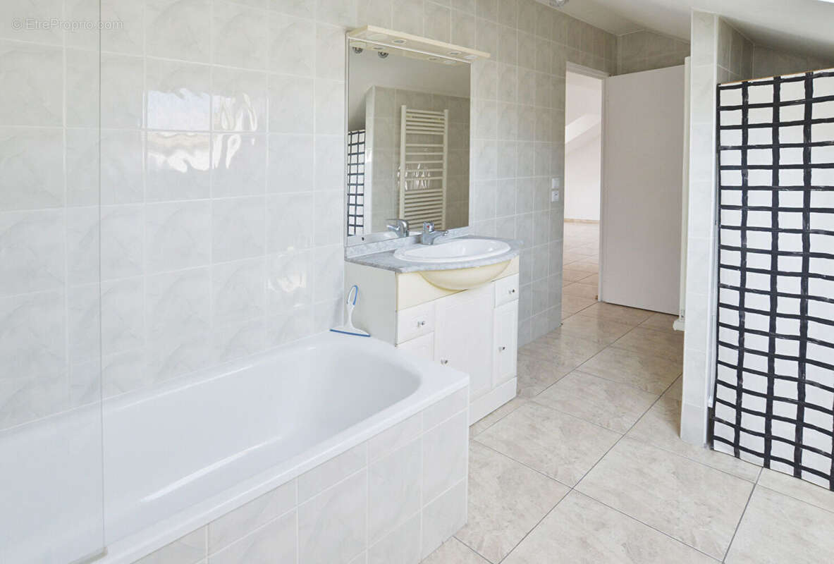 Appartement à MONTGERON
