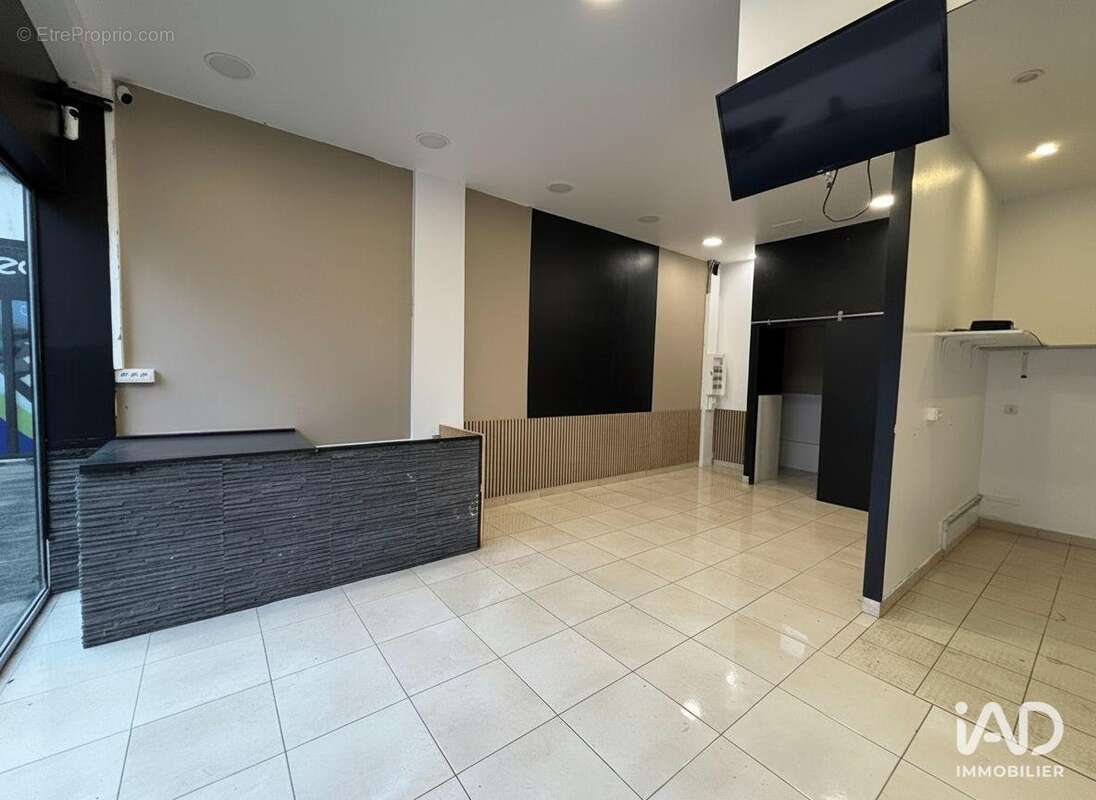 Photo 2 - Commerce à RAMBOUILLET