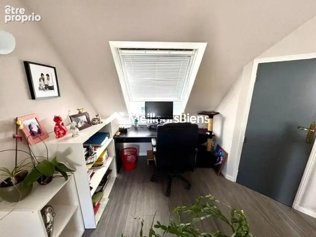 Très jolie maison 4 chambres proches commerces sans vis à vis - photo 14