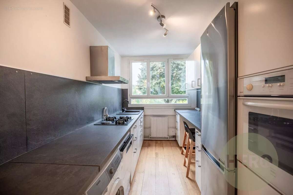 Appartement à BEYNES