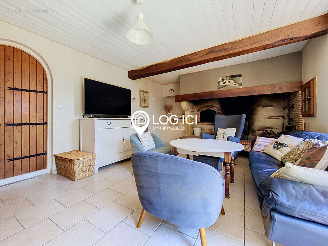 Corps de ferme 6 pieces 190 m2 - photo 6