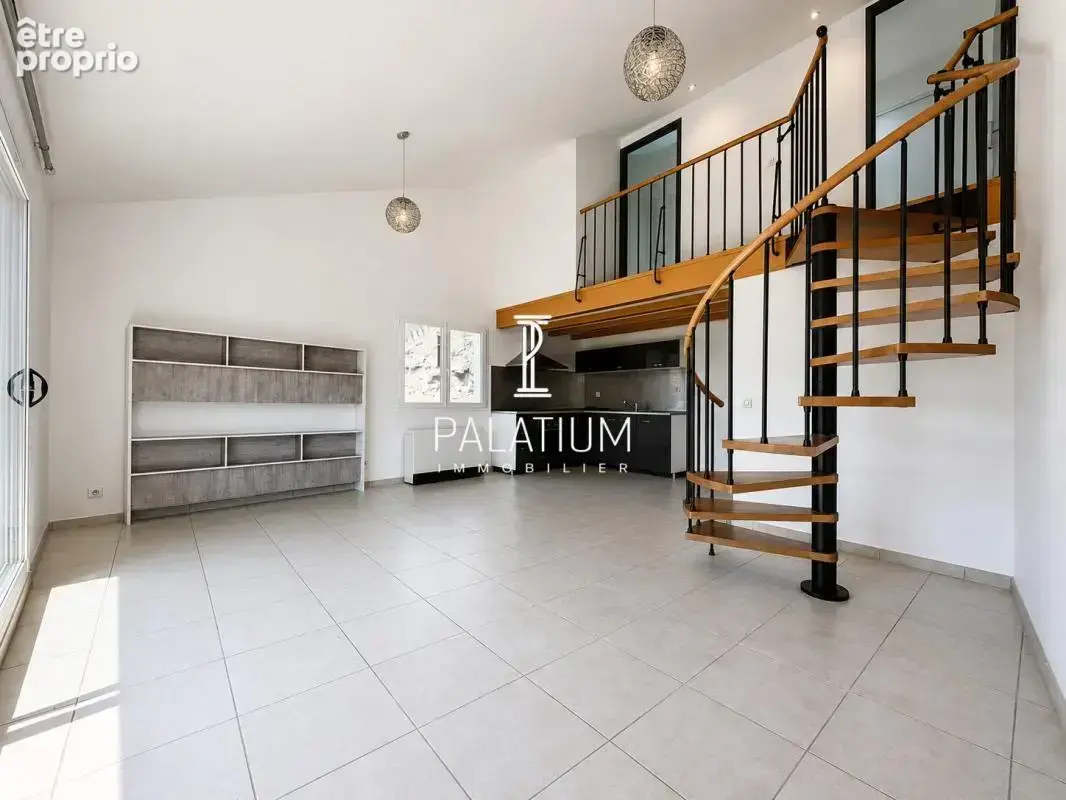 Appartement duplex en derner étage avec terrasse et vue dégag? - photo 3