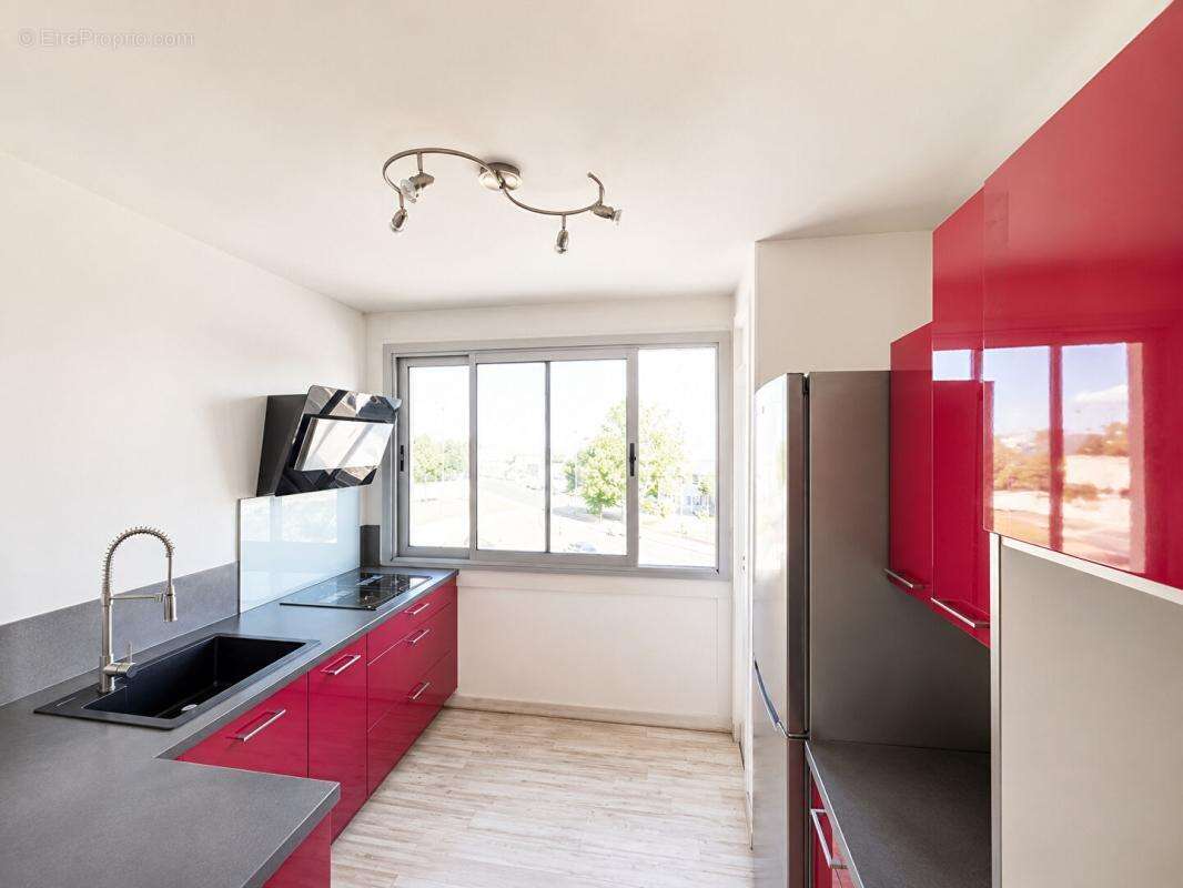 Appartement 4 pièces avec garage et cave - photo 3