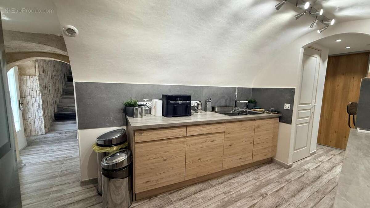 Appartement à POUSSAN