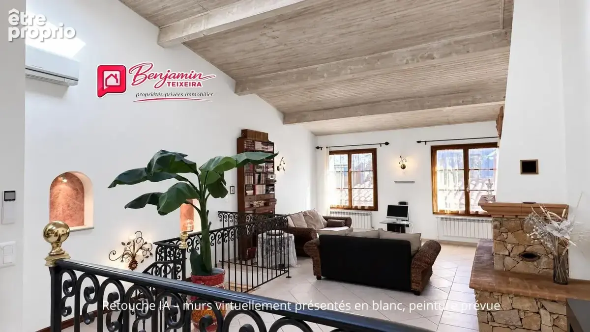 Maison Frejus 4 pièce(s) 110 m2 + double GARAGE - salon / cuisine, 3 chambres, 2 WC, salle d'eau - photo 4