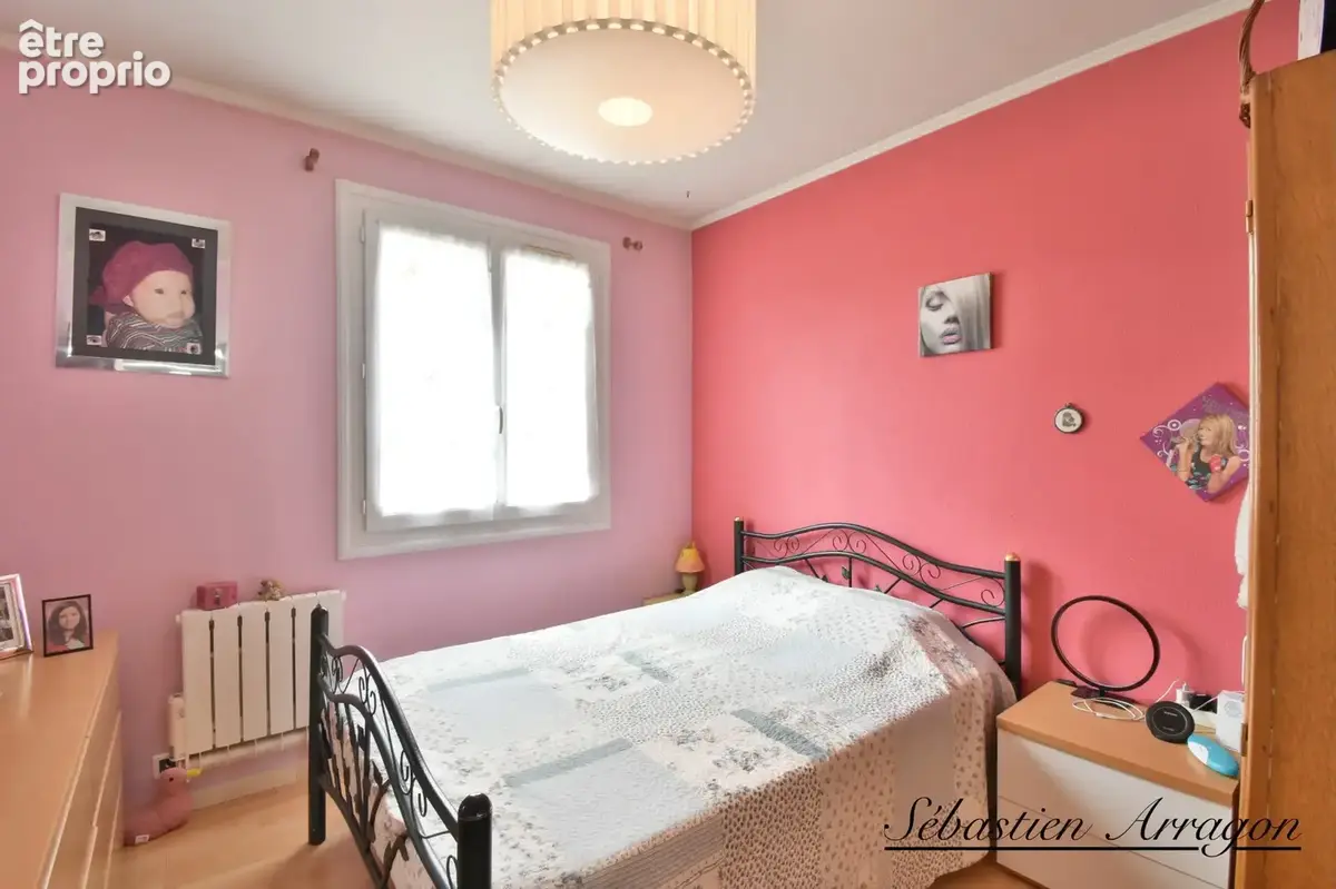En exclusivité à Cancon – Maison familiale rénovée de 130 m² avec garage et terrain clos - photo 10