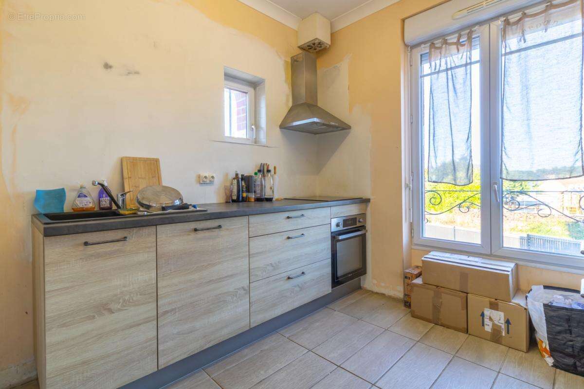 Maison Poulaines 6 pièce(s) 90.26 m2 - photo 6