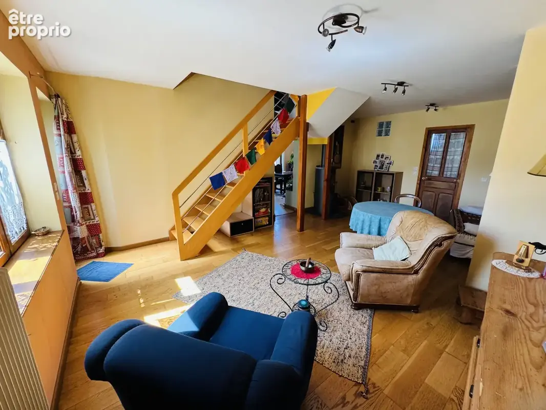 Maison de caractère avec vue dégagée ! - photo 3