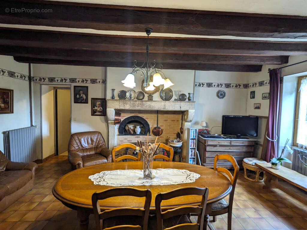 Maison à ARPHEUILLES