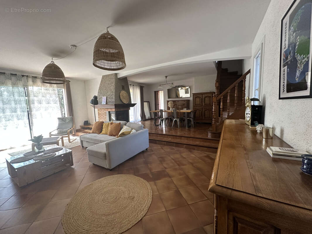 Maison à SOLLIES-PONT