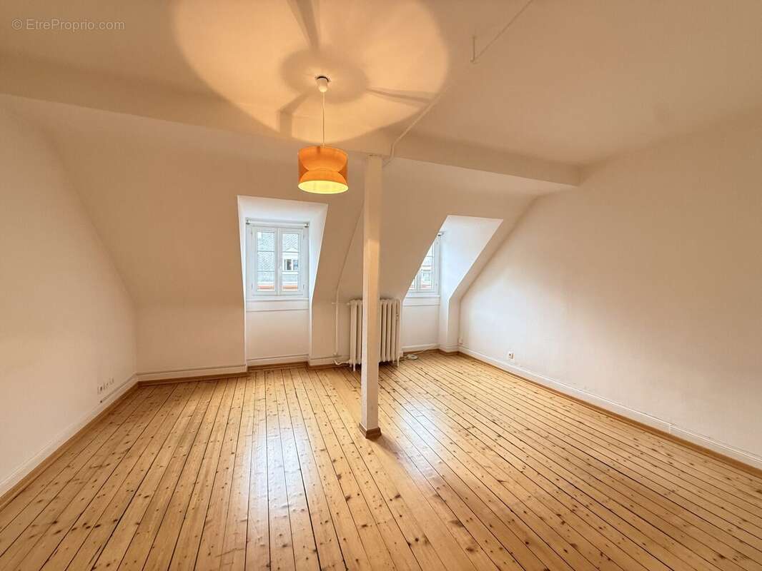 Appartement 93 m² à Strasbourg  - photo 2