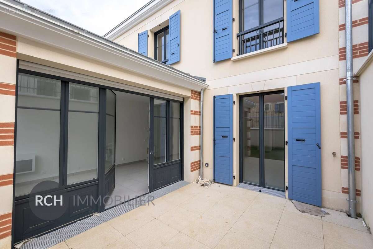 Maison à MONTFORT-L'AMAURY